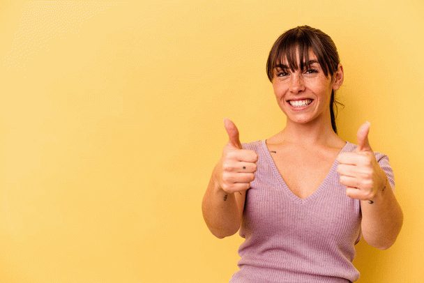 گل سر، اکسسوری جذاب برای موهای دخترانه: چکیده‌ای از تجربیات نی نی سایت